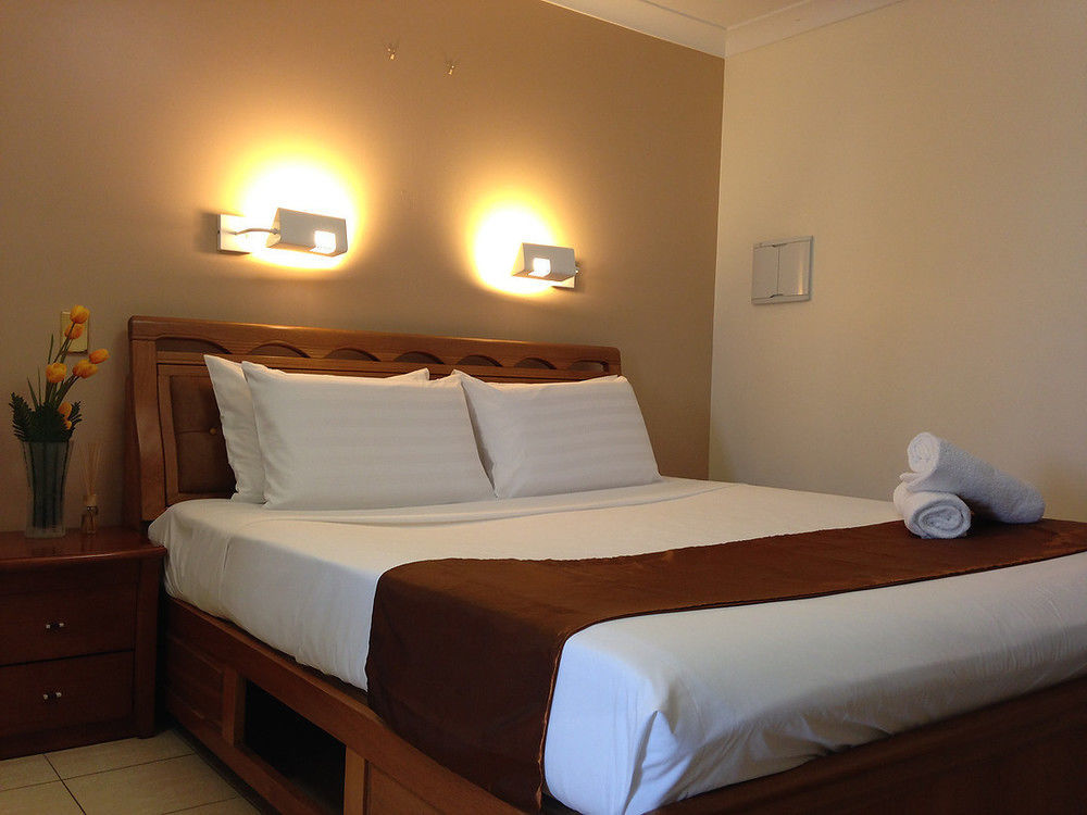 Novena Palms Motel Brisbane Exterior photo